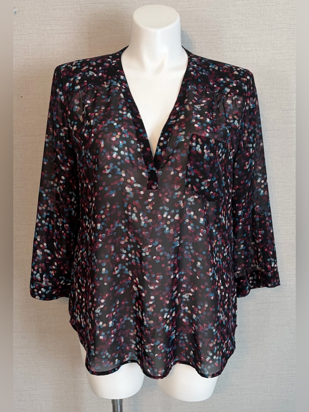 Women’s Size XXL Maurices V-Neck Layering Blouse